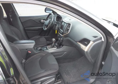 2015 Jeep Cherokee Latitude из США, поврежденный, VIN 1C4PJMCS0FW794407